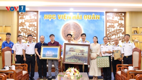 Lan tỏa tình yêu biển, đảo qua chuyến tham quan thực tế tại Học viện Hải quân
