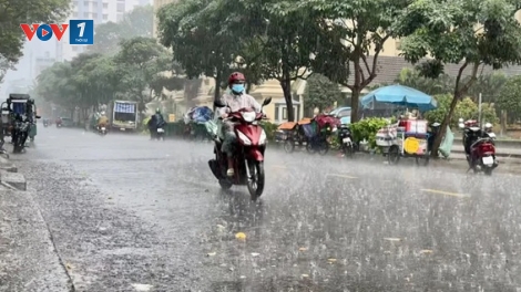 Thời tiết ngày 16/4/2026: Trung Bộ nắng nóng gay gắt, Nam Bộ mưa dông về chiều