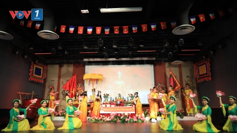 Hành trình về nguồn cội giữa lòng nước Pháp