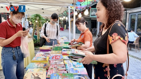 Sách đứng ở đâu trong bức tranh công nghiệp văn hoá?