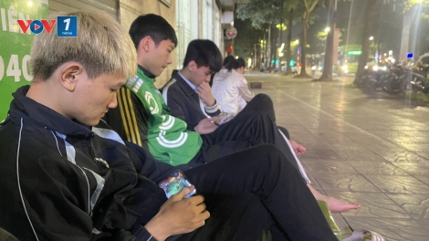 Số người bị hội chứng "cổ rùa" và đau cổ vai gáy đang gia tăng, trẻ hóa