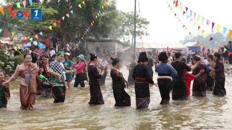 Theo dòng thời sự sáng 27/4/2026