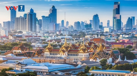 Cuộc đua Thống đốc Bangkok nóng lên với những cam kết cải cách đô thị
