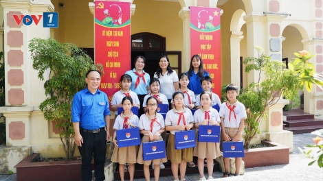 Những đoàn viên thanh niên xây dựng quê hương ngày càng giàu đẹp