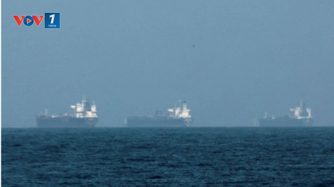 Mỹ và Iran dừng giao tranh, tàu chở khí LNG đầu tiên của Qatar đi qua eo Hormuz