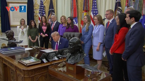 Ông Trump nói thỏa thuận ngừng bắn với Iran “rất mong manh”