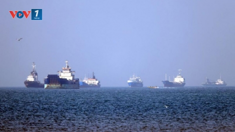 Iran muốn đạt thỏa thuận công bằng và toàn diện với Mỹ; tàu hàng Pháp bị tấn công tại eo Hormuz
