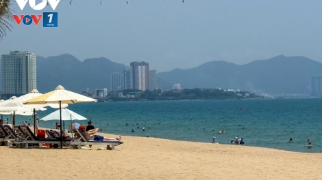 Du lịch nghỉ lễ: Làm mới điểm đến cũ thế nào khi người dân ngại "bay"