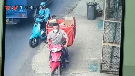 Truy bắt đối tượng trộm xe máy kèm thùng hàng của shipper ở Đồng Nai