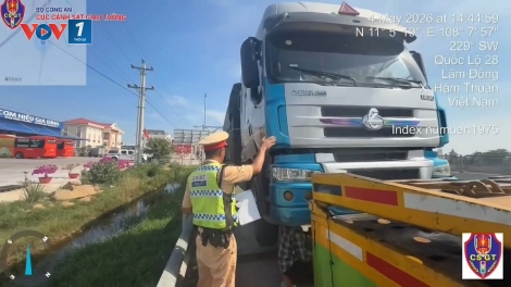 Tài xế và chủ xe bị phạt trên 100 triệu đồng vì vi phạm nhiều lỗi