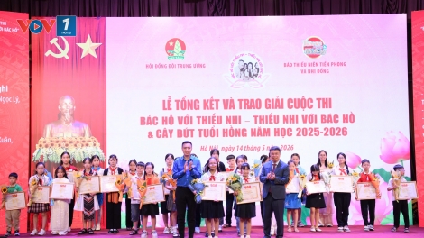 Trao giải thưởng cuộc thi “Bác Hồ với Thiếu nhi - Thiếu nhi với Bác Hồ”