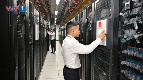 Viettel công bố trung tâm dữ liệu AI đầu tiên khu vực đạt chuẩn quốc tế Tier III