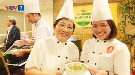 NNND Phạm Thị Ánh Tuyết: Từ đại sứ ẩm thực quốc tế đến người mẹ của hàng nghìn học trò nghèo
