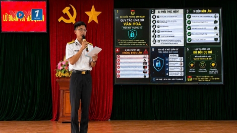 Sôi nổi Ngày Pháp luật tại Lữ đoàn 167, Vùng 2 Hải quân