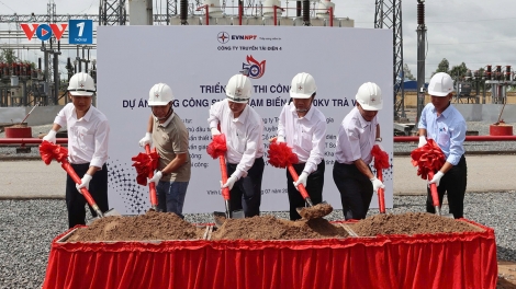 Hai công trình nâng năng lực truyền tải điện tại tỉnh Vĩnh Long được đồng loạt triển khai.