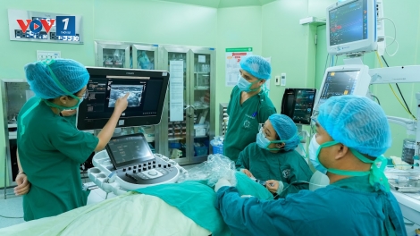 Hàng nghìn người tránh được đột quỵ nhờ phẫu thuật chữa hẹp động mạch cảnh