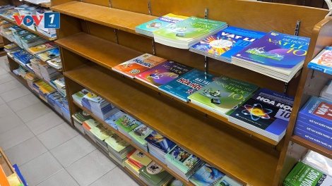 Thiếu sách giáo khoa tại một số nhà sách, điểm phát hành tại Hà Nội