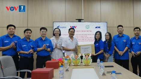 Mang không khí Trung thu đến bệnh nhi tại Bệnh viện Bạch Mai cơ sở Ninh Bình