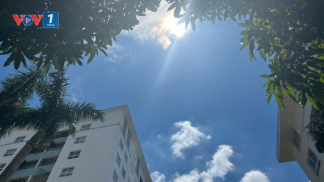 Dự báo thời tiết ngày 18/10: Bắc Bộ nắng nóng, Nam Bộ chiều tối mưa dông