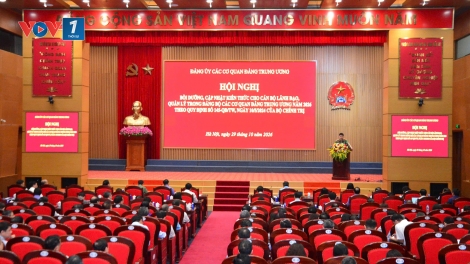 Giữ vững ổn định kinh tế vĩ mô, tạo động lực tăng trưởng những tháng cuối năm