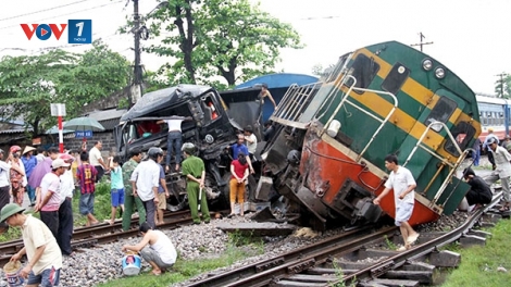 Quyết tâm kéo giảm tai nạn giao thông đường sắt (14/12/2015)