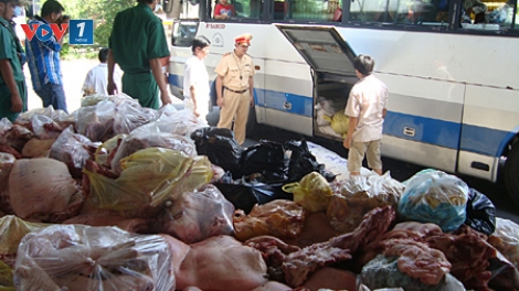 Nỗi lo thực phẩm bẩn: Bao giờ đến hồi kết? (18/12/2015)
