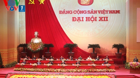 Đại hội đại biểu toàn quốc lần thứ 12 của Đảng biểu quyết thông qua danh sách ứng cử, đề cử, trường hợp xin rút khỏi danh sách đề cử Ban Chấp hành Trung ương khoá 12 (Thời sự chiều 25/1/2016)