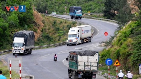 Các bác tài bận rộn với công việc cuối năm (14/1/2016)