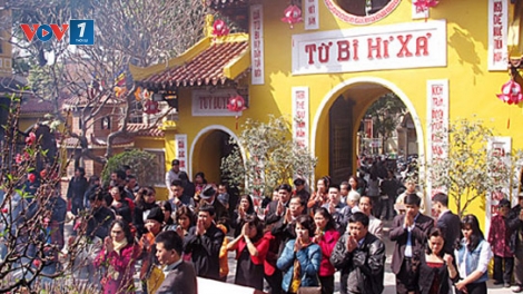 Chữ tâm trong phong tục đi chùa đầu năm (29/2/2016)