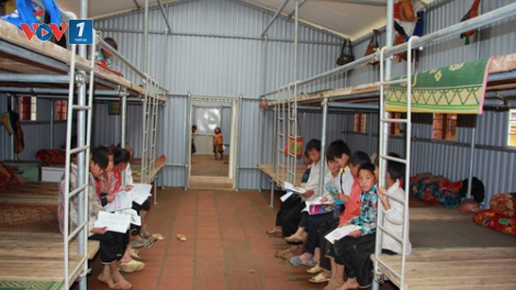 Chính phủ với người dân ngày 04/12/2014: Chính sách hỗ trợ học sinh bán trú vùng khó khăn