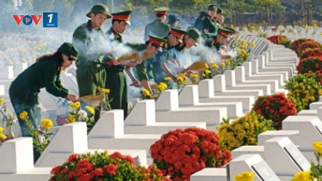Thời sự chiều ngày 23/7/2014: Chủ tịch nước Trương Tấn Sang gặp mặt cựu tù chính trị Hòa Lò nhân kỷ niệm 67 năm Ngày Thương binh Liệt sỹ 27/7.