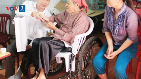Quốc hội với cử tri ngày 28/7/2014: Thực hiện đạo lý uống nước nhớ nguồn và yêu cầu hoàn thiện chính sách với người có công