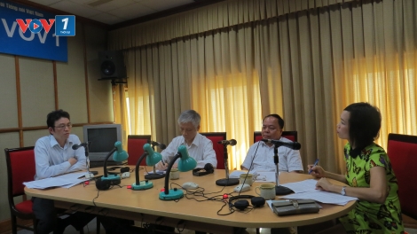 Diễn đàn kinh tế ngày 17/8/2014: Kết nối vận tải đường thủy và bài toán kinh tế.