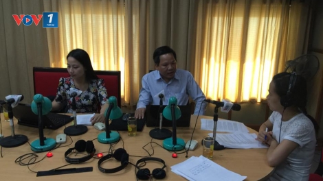 Trang bị kiến thức pháp luật cho ngư dân yên tâm bám biển.
