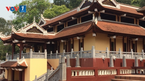 Sở Văn hóa - Thể thao Hà Nội khẳng định công trình Hương nghiêm Pháp đường thuộc quần thể chùa Hương là công trình không phù hợp với cảnh quan di tích và xây dựng trái phép. (Thời sự trưa 14/11/2015)