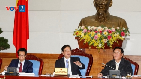 Thủ tướng Nguyễn Tấn Dũng họp với Ủy ban Quốc gia đổi mới giáo dục và đào tạo và Hội đồng Quốc gia giáo dục và phát triển nhân lực. (Thời sự trưa 05/11/2015)