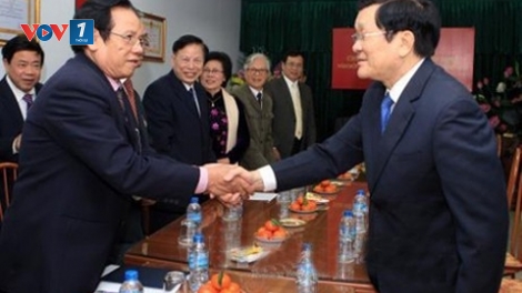 Thời sự đêm ngày 06/01/2015: Chủ tịch nước Trương Tấn Sang thăm và làm việc với Hội Cựu Thanh niên xung phong Việt Nam.