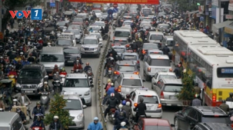 Pháp luật và đời sống ngày 12/02/2015: Hà Nội cam kết không để ùn tắc giao thông quá 30 phút trong dịp tết