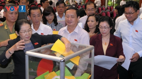 Quốc hội với cử tri ngày 17/02/2015: Lấy phiếu tín nhiệm, thực quyền của Quốc hội trong giám sát.