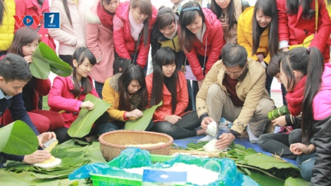 Thời sự trưa ngày 18/02/2015: Cảm nhận không khí đón Tết trên khắp cả nước.