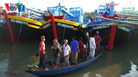 Biển đảo Việt Nam ngày 25/02/2015: Nghị định 67 và ước mơ vươn khơi trong năm mới Ất Mùi của ngư dân Bình Thuận.
