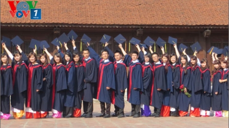 Quốc hội với cử tri ngày 25/02/2015: Giải pháp nào để thu hút và trọng dụng nhân tài.
