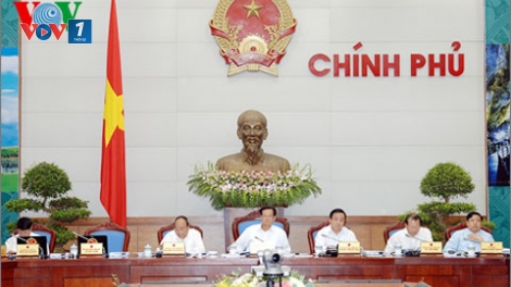 Quốc hội với cử tri ngày 05/02/2015: Nâng cao hiệu quả hoạt động của cơ quan hành pháp qua Dự thảo Luật tổ chức Chính phủ.