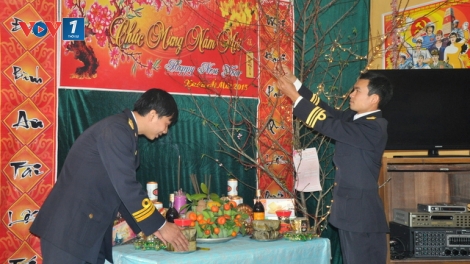 Biển đảo Việt Nam ngày 10/02/2015: Xuân đến sớm với quân và dân huyện đảo tiền tiêu của tổ quốc.