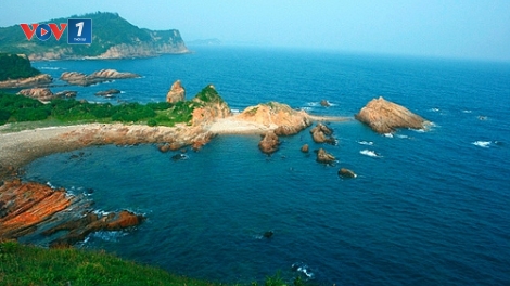 Biển đảo Việt Nam ngày 01/03/2015: Cánh sóng ra-đa 485 hiên ngang giữa biển khơi.