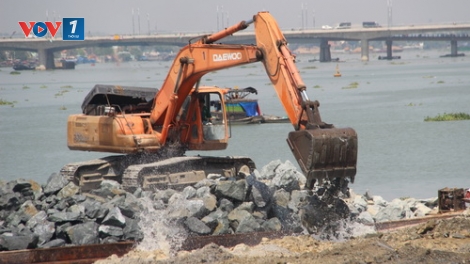 Thời sự trưa ngày 28/3/2015: Dự án lấn sông Đồng Nai để làm khu đô thị chính thức tạm dừng thi công