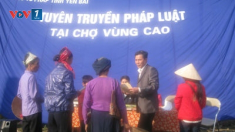 Pháp luật và đời sống ngày 06/4/2015: Nâng cao hiệu quả công tác tuyên truyền phổ biến giáo dục pháp luật.