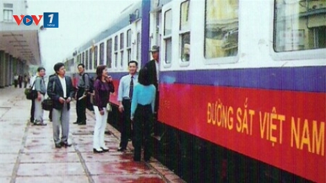 Kinh tế ngày 18/5/2015: Quyết liệt cổ phần hóa cảng biển và đường sắt
