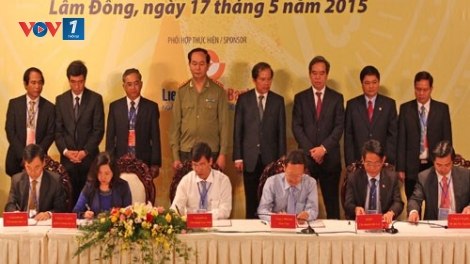 Thời sự chiều ngày 17/5/2015: Tây Nguyên thu hút thêm 13 dự án với tổng vốn 16.600 tỷ đồng.