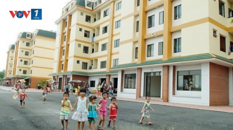 Thời sự đêm ngày 17/6/2015: Bộ Xây dựng đề xuất Chính phủ cho phép thí điểm đầu tư nhà ở xã hội bằng nguồn vốn hỗ trợ phát triển chính thức và nguồn vay ưu đãi.
